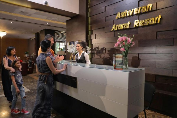 Aghveran Ararat Resort Hotel